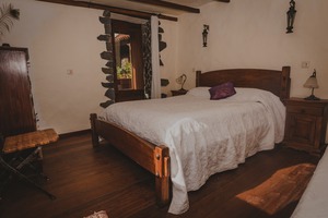 Doppelbett im Ferienhaus La Tanquilla